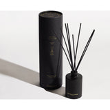 Brooklyn Candle Studio Holiday Reed Difuser | Black Cardamom