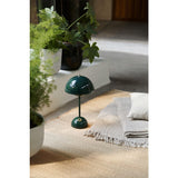 &Tradition Flowerpot Table Lamp Portable VP9