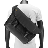 Booq Boa Nerve 15" Laptop Messenger Bag | Graphite BNL-GFT