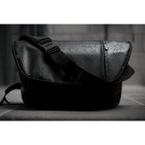 Booq Boa Nerve Messenger Bag | Stealth