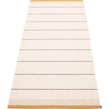 Pappelina Belle Woven Plastic Washable Rug With Double Folded Hemmed Edge