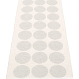 Pappelina Hugo Woven Plastic Washable Rug With Double Folded Hemmed Edge