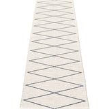 Pappelina Max Woven Plastic Washable Rug With Double Folded Hemmed Edge
