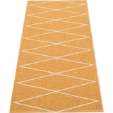 Pappelina Max Woven Plastic Washable Rug With Double Folded Hemmed Edge