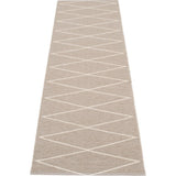 Pappelina Max Woven Plastic Washable Rug With Double Folded Hemmed Edge