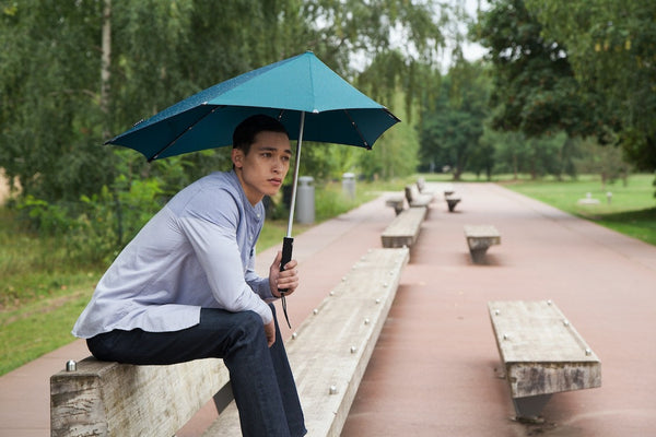 Windproof technology meets stormproof fashion | Meet Senz Umbrellas