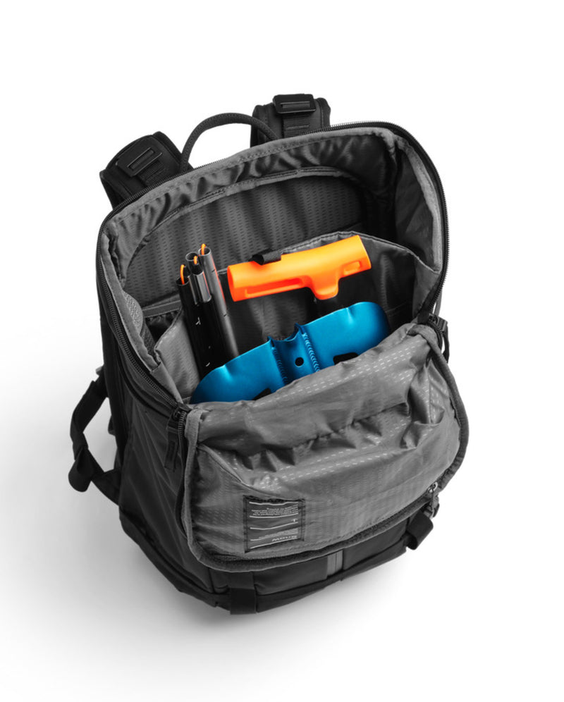 Db Journey Backcountry Backpack 25L | Black Out