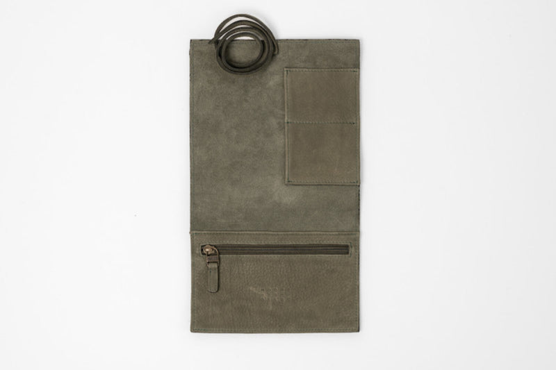 Moore & Giles | Travel Roll