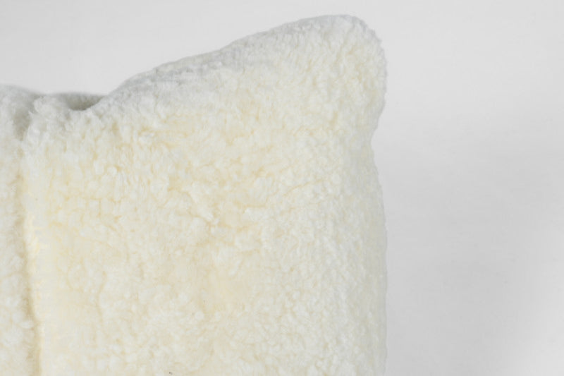 Moore & Giles Shearling Pillow (22")