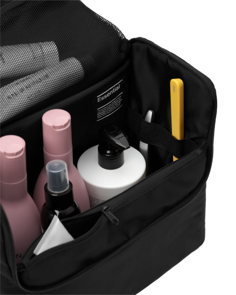 Db Journey Essential Washbag | Black Out