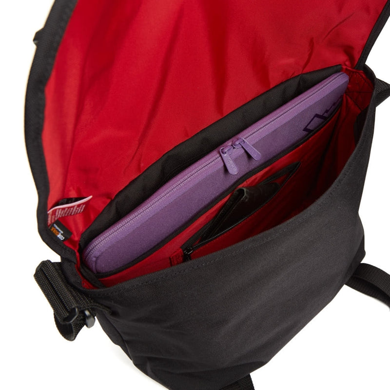 Manhattan Portgae Flushing Messenger bag