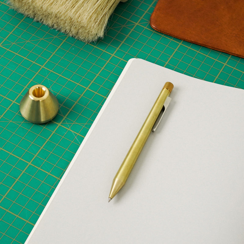 Makers Cabinet Lazlo Magnetic Ballpoint Pen - Polished Brass