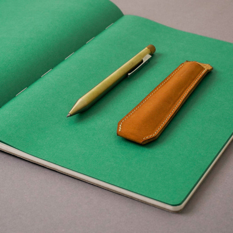 Makers Cabinet Lazlo Magnetic Ballpoint Pen - Polished Brass