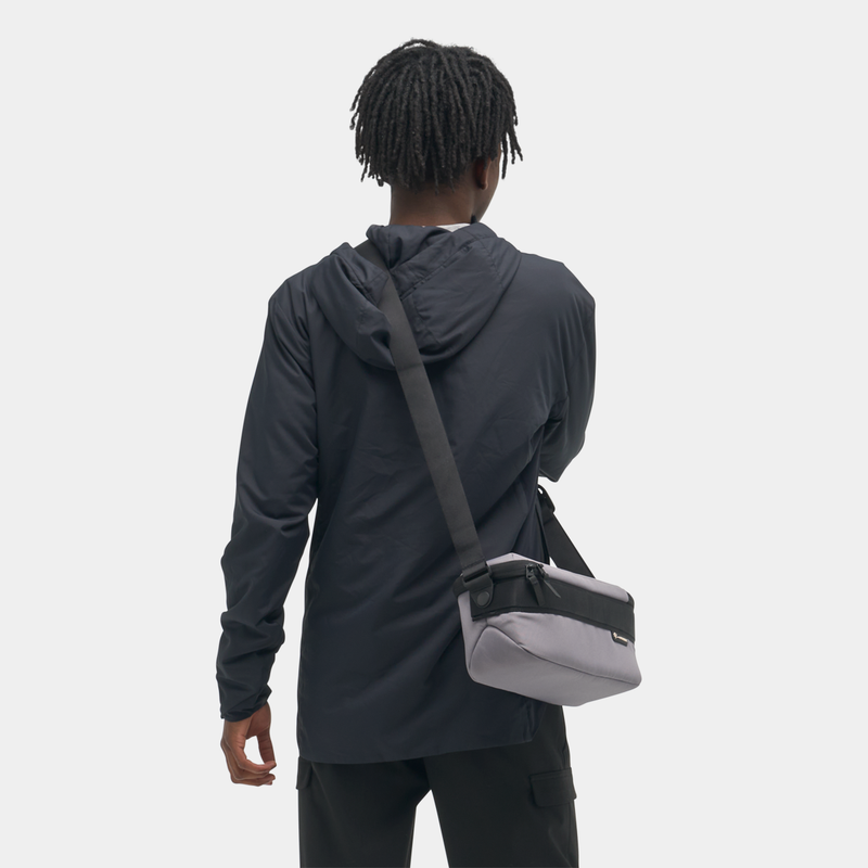 Luma Camera Sling 9L