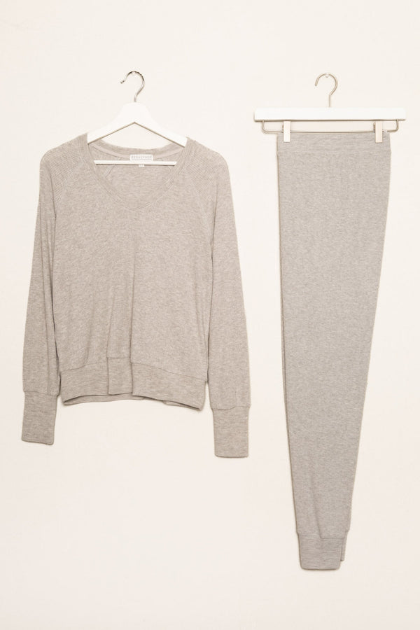 Textured Essentials Lounge Set
