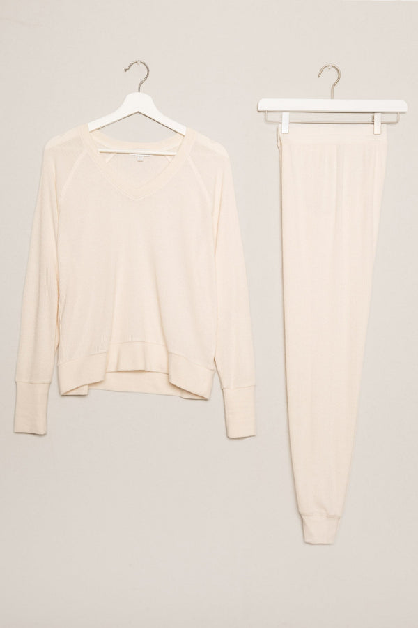 Textured Essentials Lounge Set