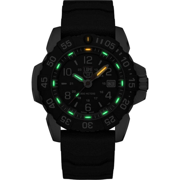 Luminox Navy SEAL Rubber CARBONOX (RSC) Watch | 45mm | 20 ATM | Black & White
