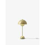 &Tradition Flowerpot Table Lamp VP3