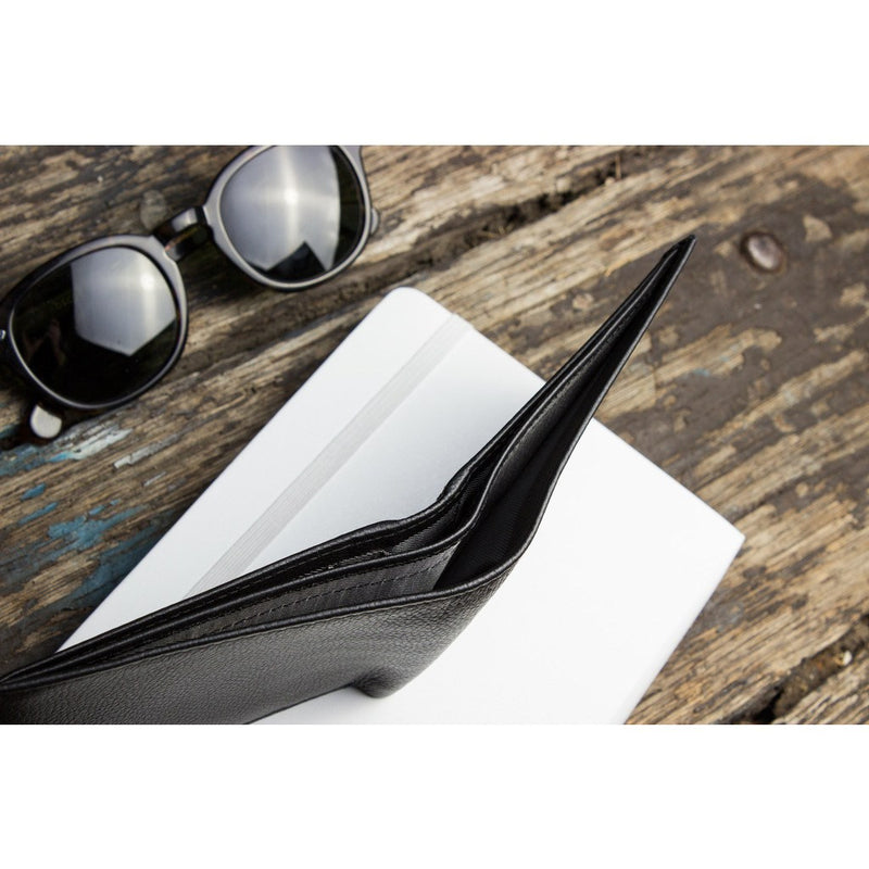 Kiko Leather Traditional Bi-Fold Wallet | Black 127blk
