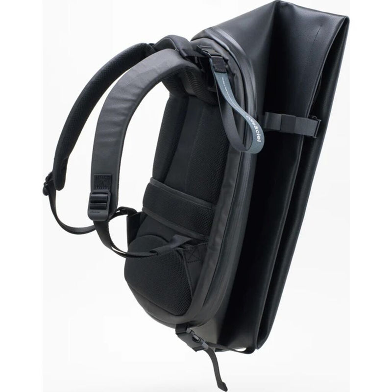ce certification leather backpack Côte&Ciel Black Isar M Allura Recycled Leather Backpack