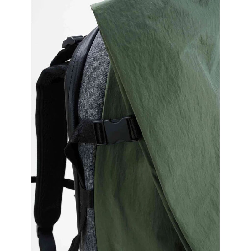 Cote & Ciel Isar Komatsu Onibegie Nylon Backpack | Medium