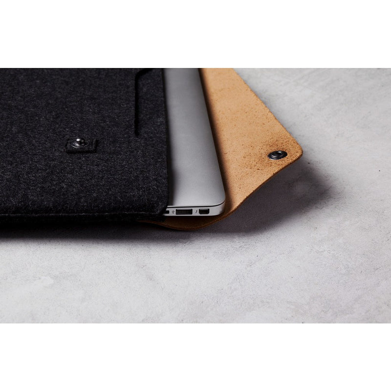 Mujjo 13" Macbook Air & Pro Retina Sleeve | Tan MUJJO-SL-011-TN