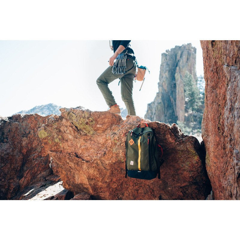Topo Designs Travel Bag Backpack | Olive/Black