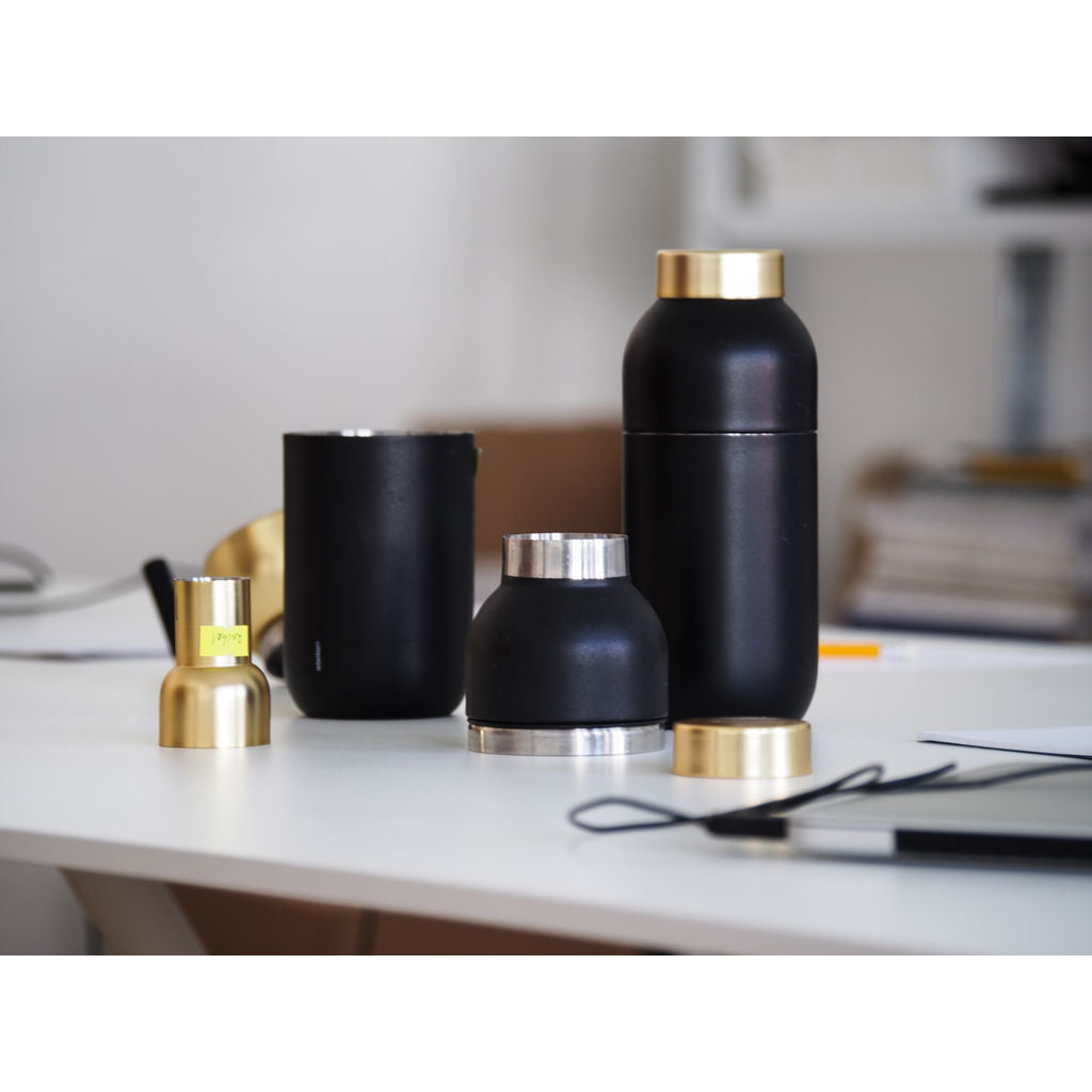Aske Indbildsk Forsendelse Stelton Collar Steel Cocktail Shaker & Measuring Cup | Black – Sportique