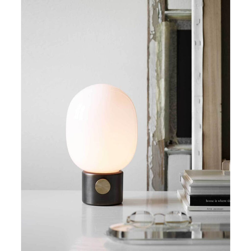 Menu Design JWDA Table Lamp
