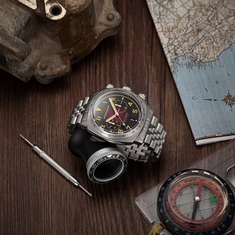 Spinnaker Hull Japan Quartz California Chronograph Watch | Oxblood / Stainless Steel / Red / Stainless Steel
