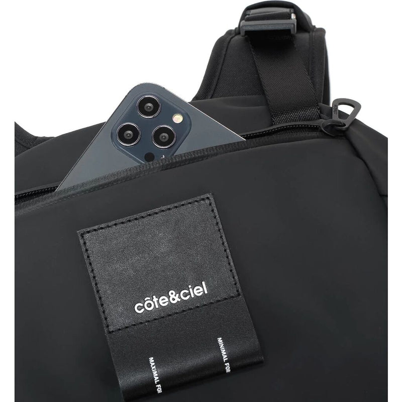 Cote & Ciel Saru Obsidian Daypack | Black