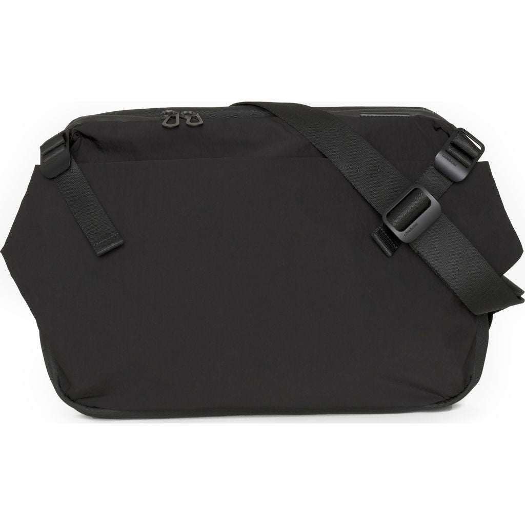 Cote&Ciel Riss Memory Tech Sling Bag | Black