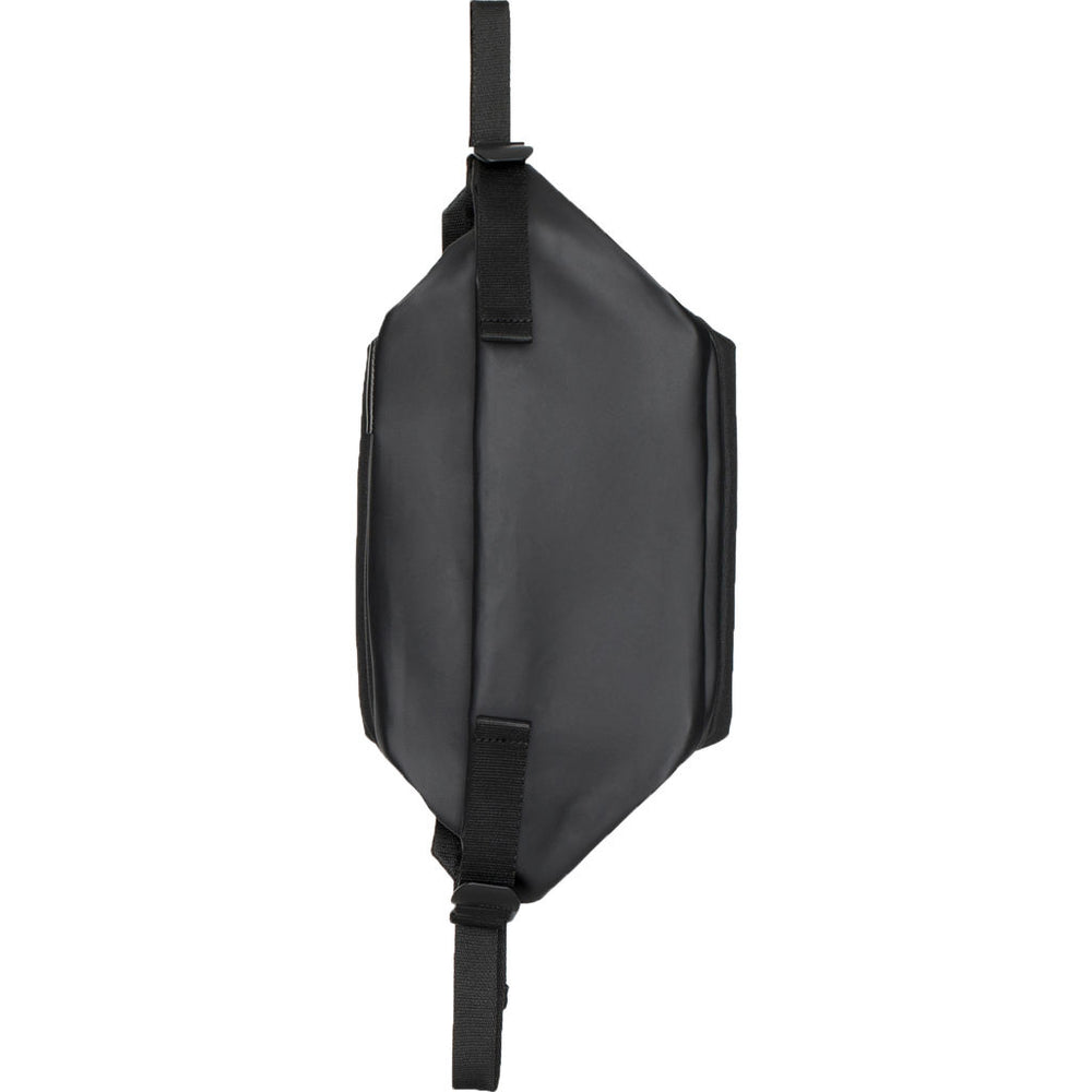 cote&ciel ISARAU SMALL Obsidian ボディバッグ Cote & Ciel Isarau Small Sport Obsidian Sling Bag | Black – Sportique