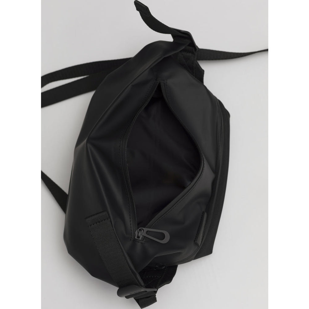 Cote & Ciel Isarau Small Sport Obsidian Sling Bag | Black – Sportique