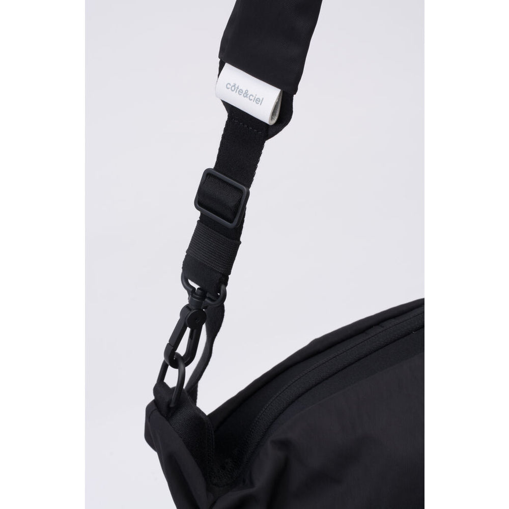 Cote & Ciel Orne Smooth Crossbody Bag | Black – Sportique