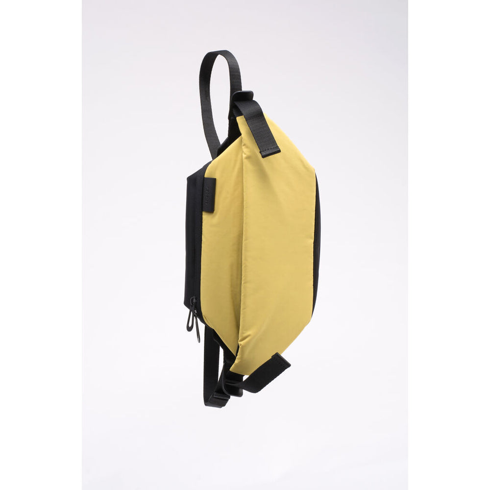cote&ciel isarau スモール ポーチ Cote & Ciel Isarau Small Padded Sling Bag | Yellow – Sportique