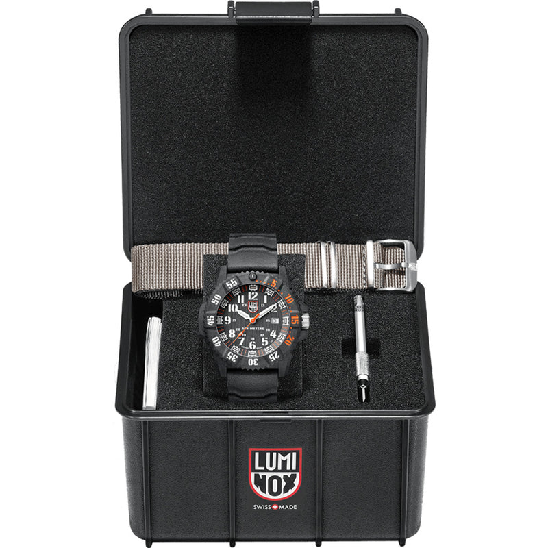 Luminox Master Carbon Seal Automatic 3801 Set Watch | 46mm