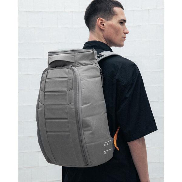 Db Journey Hugger Backpack | 30L | Sand Gray