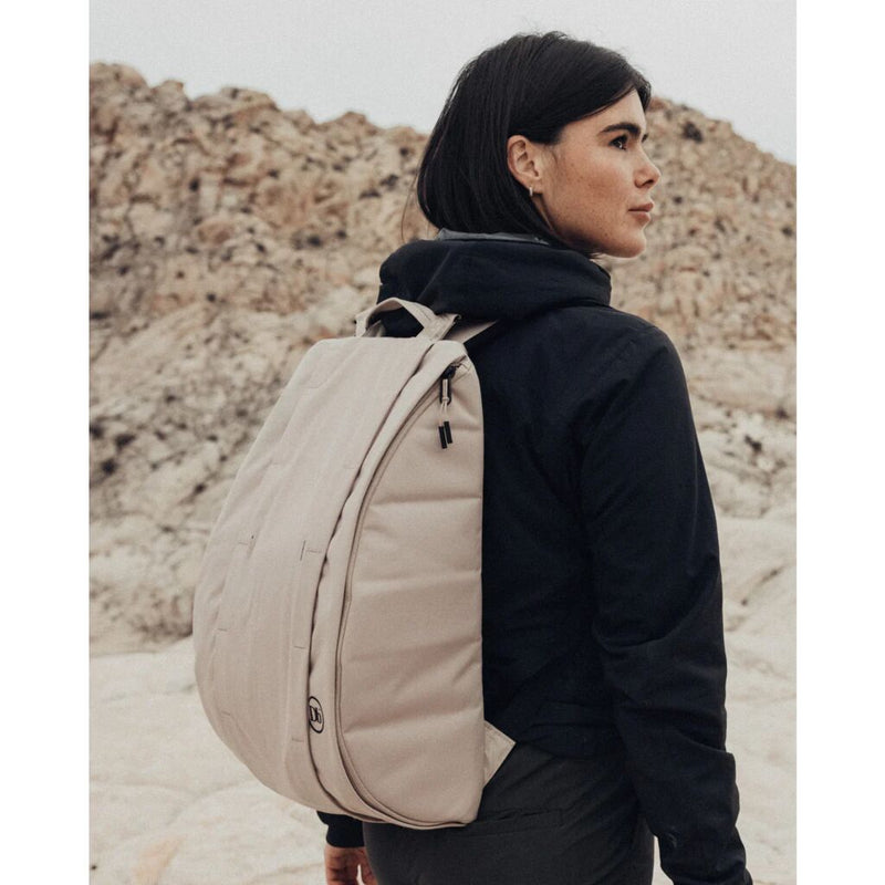 Db Journey Hugger Base Backpack | 15L