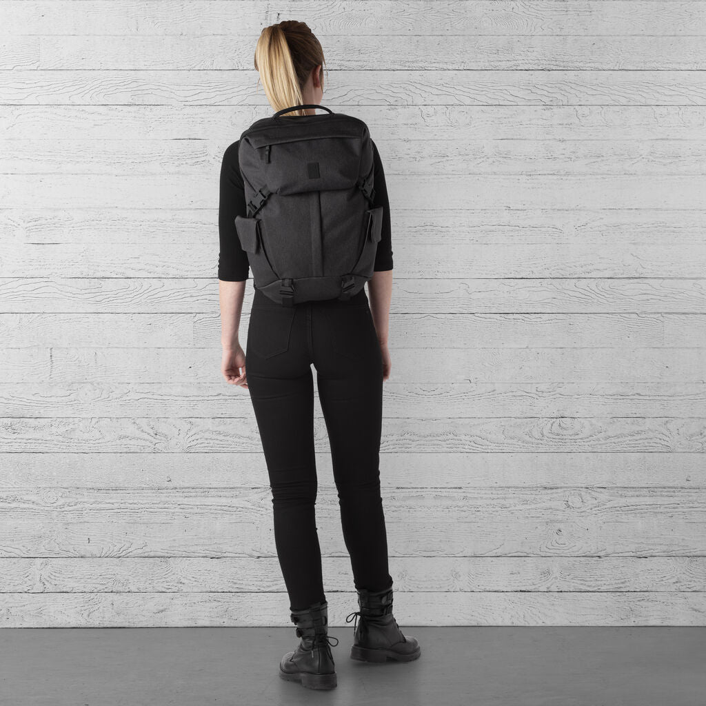 Chrome Pike Backpack 22L Sportique