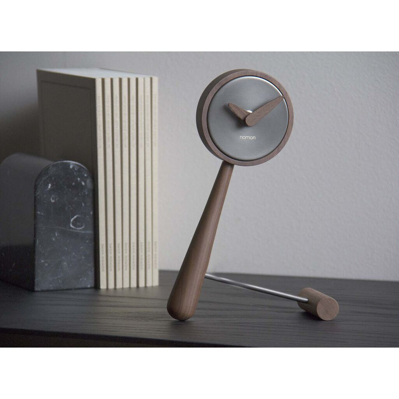 Nomon Mini Puntero T Table Clock | Walnut/Brass