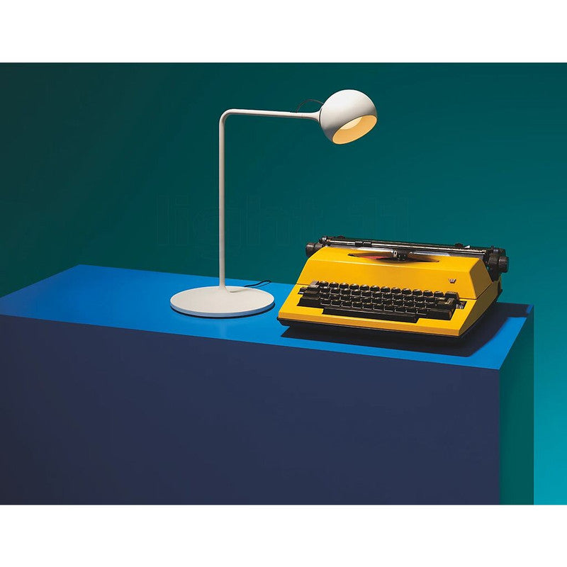 Artemide Ixa LED Table Lamp | 10W 3000K 90CRI 120V