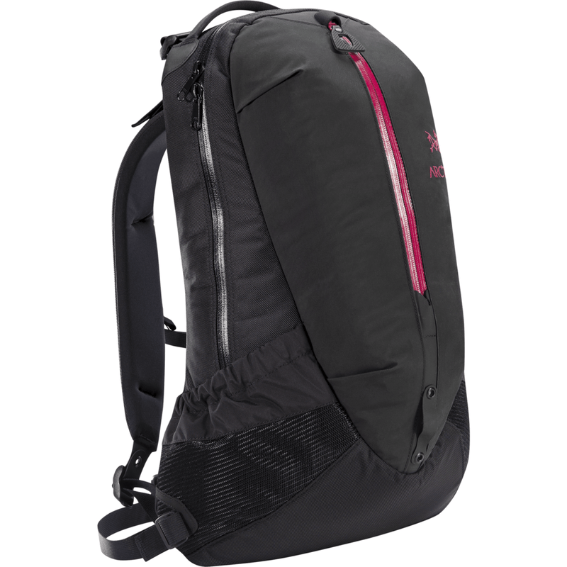 Arc'teryx Arro 22 Backpack | Black/Violet Wine 271779