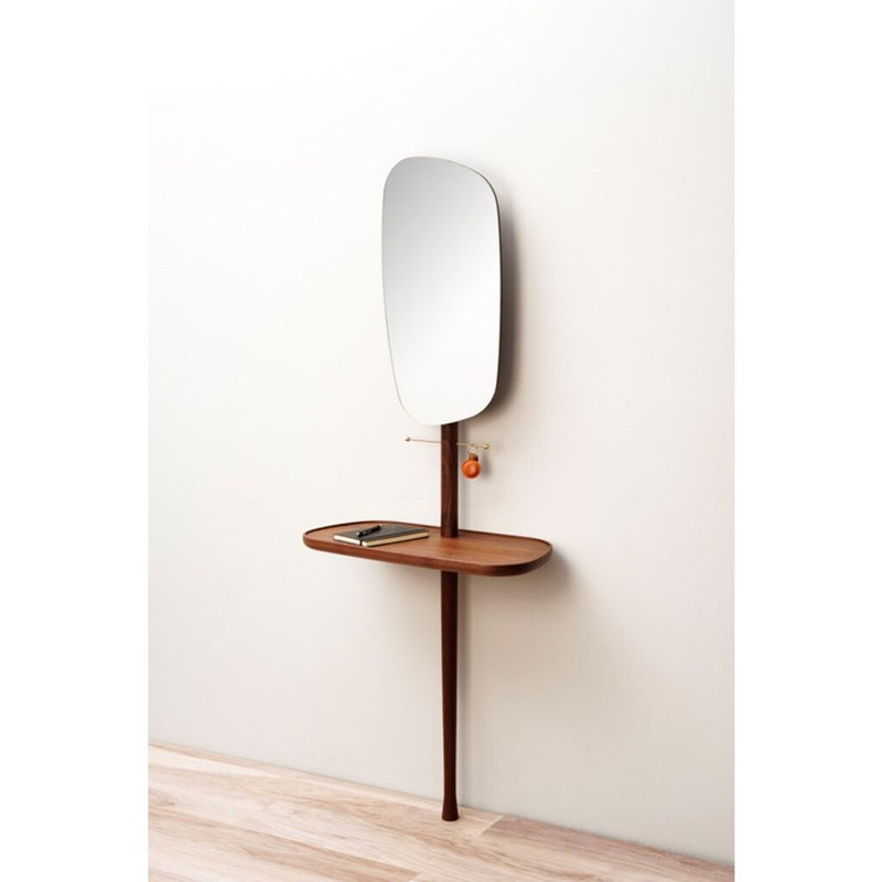 Nomon RECIBIDOR - HALLWAY FURNITURE | Natural walnut and Polished brass accesory