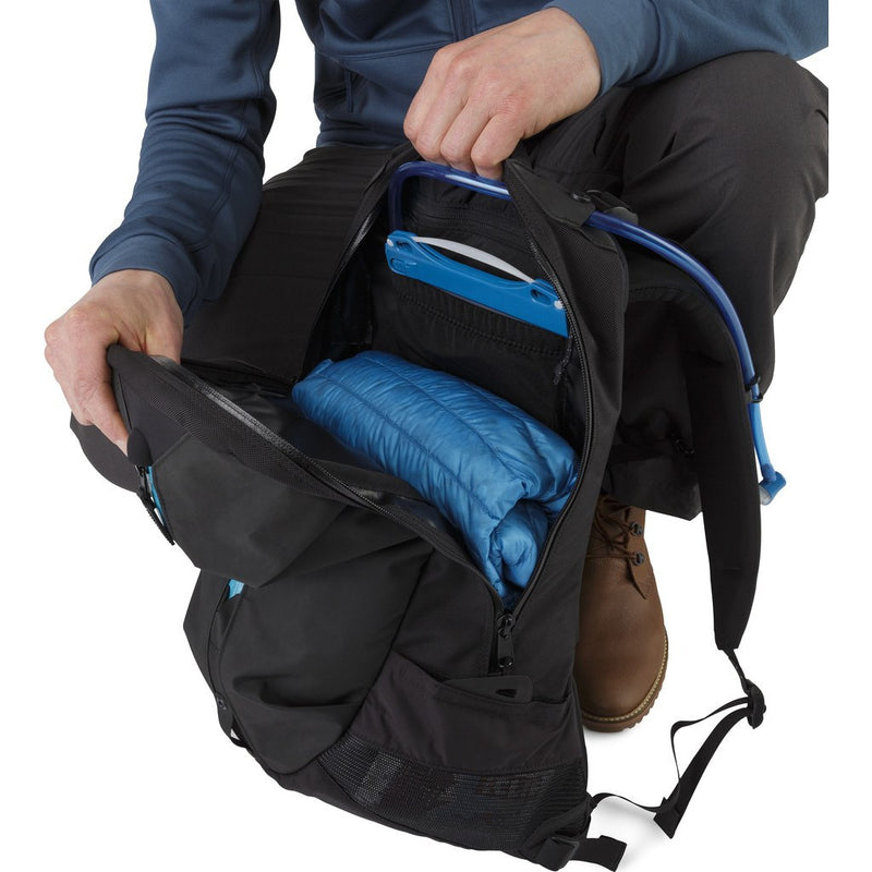 Arc'teryx Arro 22 Backpack | Black/Blue Tetra 226436