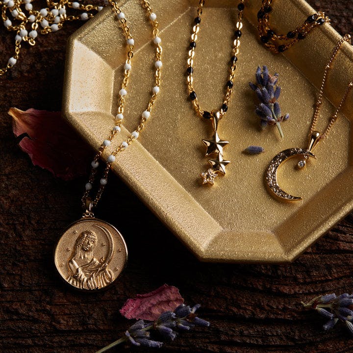 Awe Inspired Triple Star Charm Necklace | Standard Cable Chain