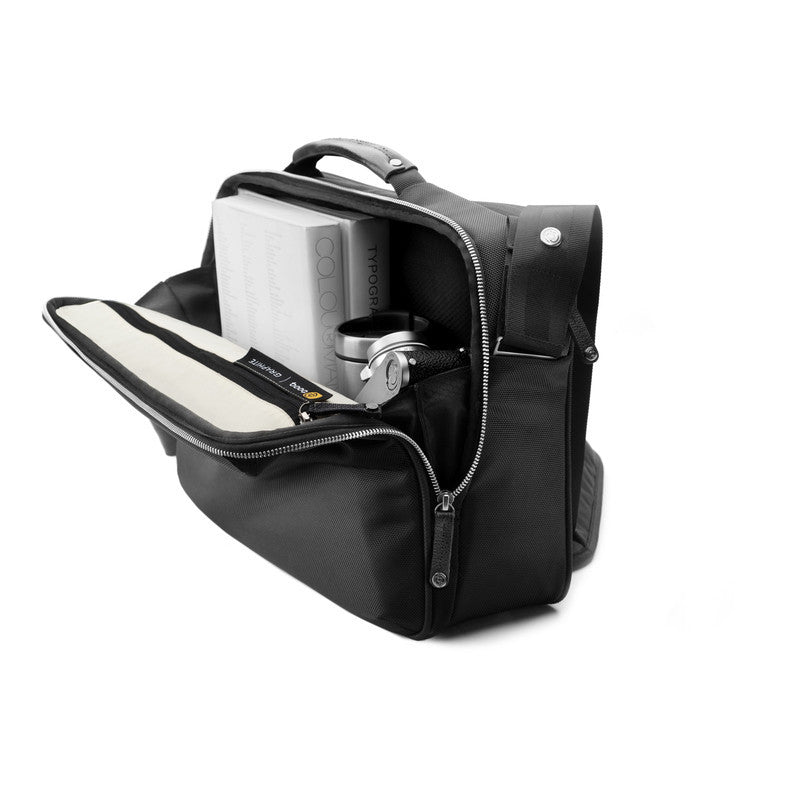Booq Boa Brief 15
