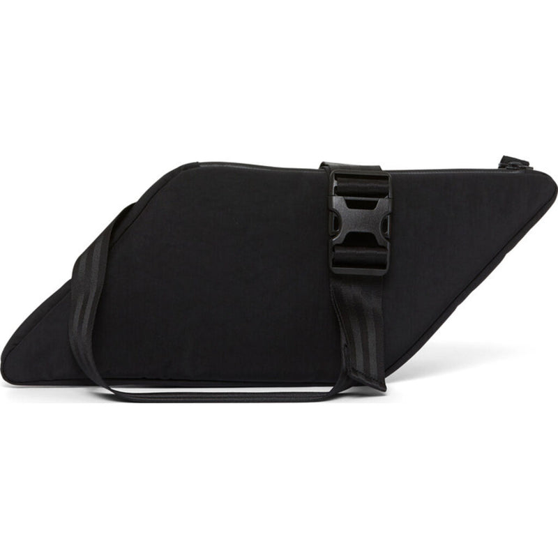 Pinqponq Boks Crossover Sling Bag | Crinkle Black