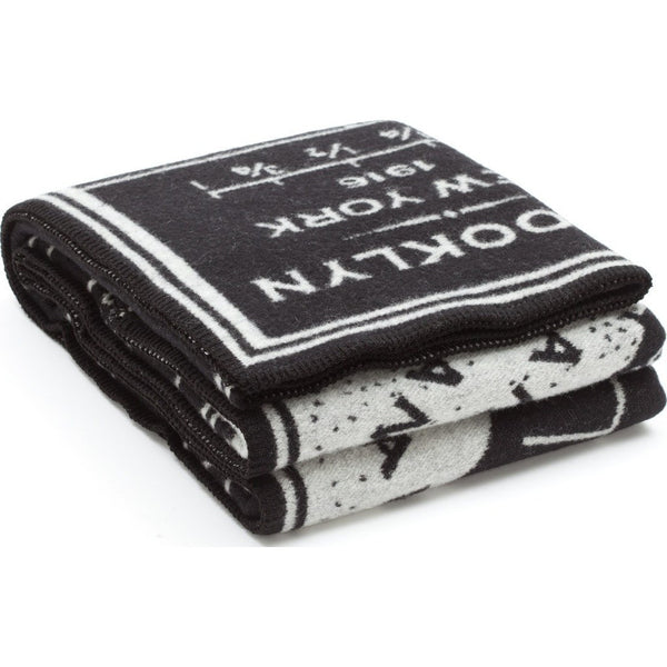 Faribault Brooklyn Map Wool Throw | Black 14589 50x65