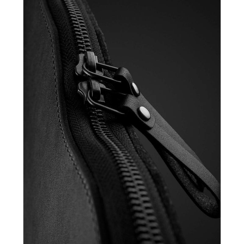 Mujjo Carry On Folio Sleeve for 12" Macbook | Black MUJJO-SL-090-BK